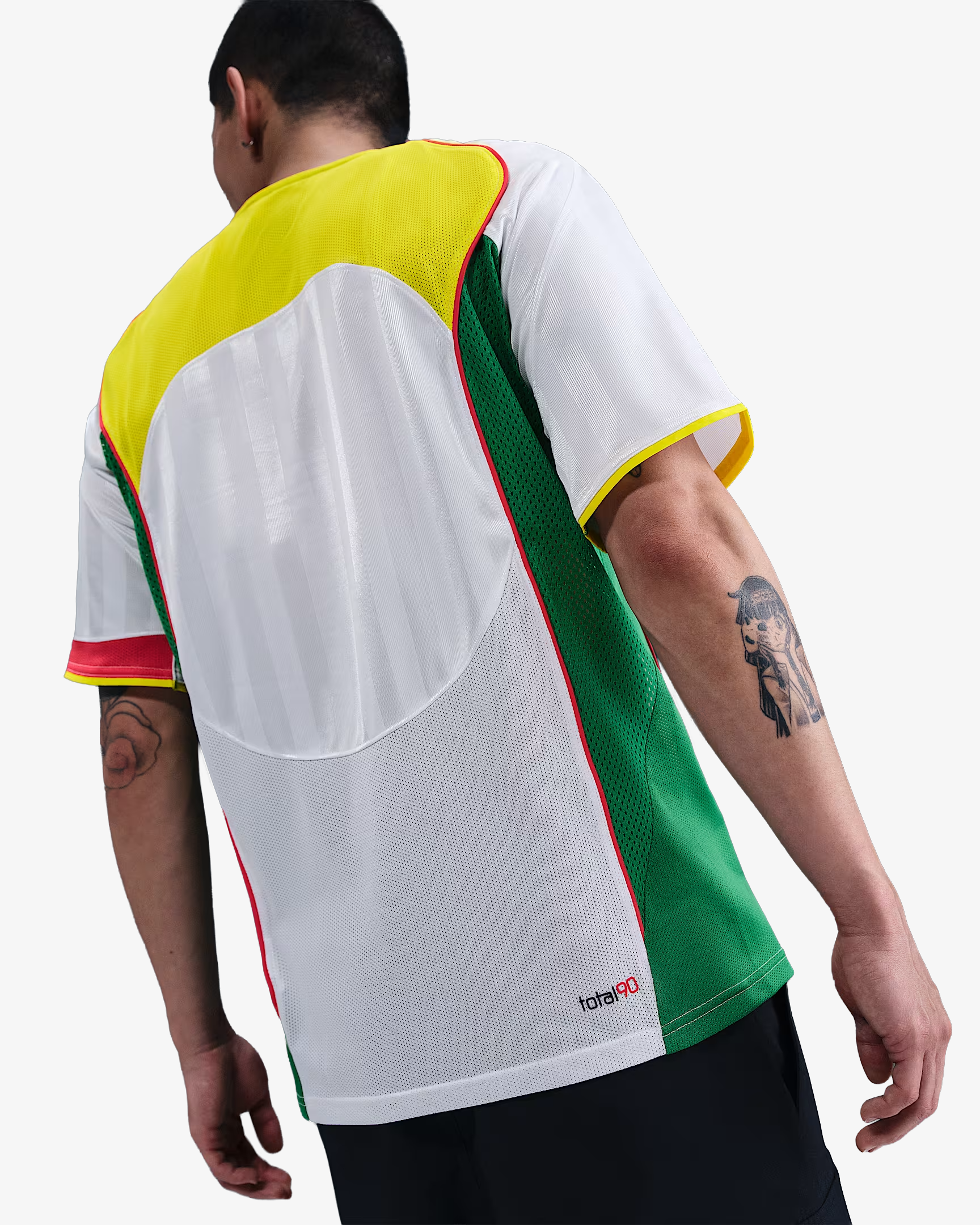 Camiseta Blanca y Amarilla Nike Total 90
