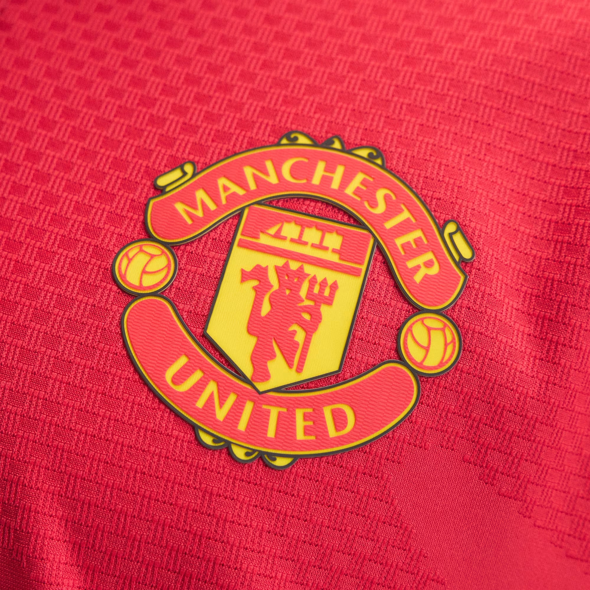 Camiseta Authentic Manchester United Primera Equipación 2026/27 - Manga Larga