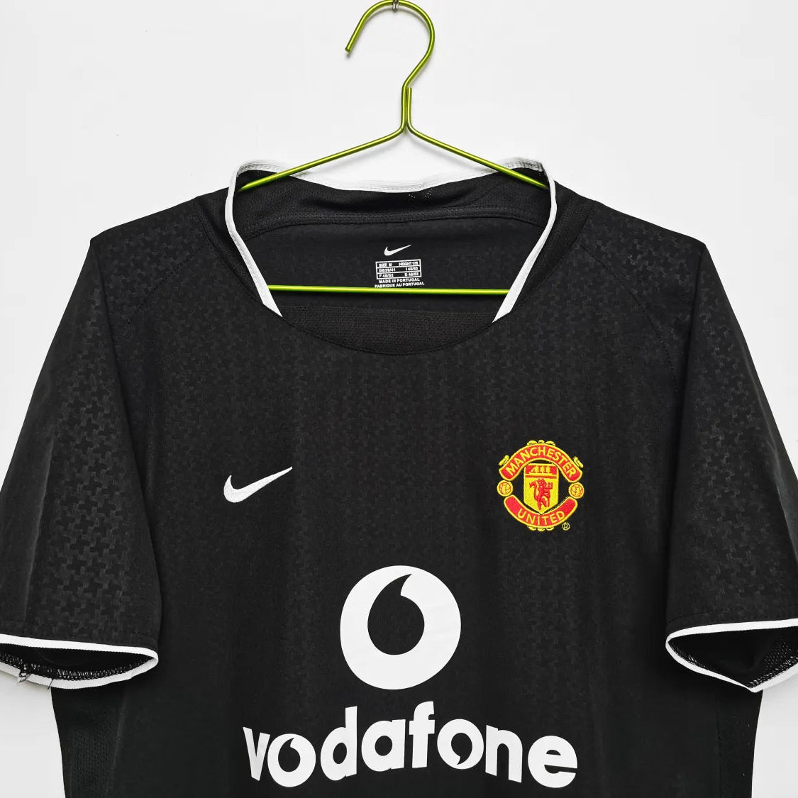 Manchester United Away Retro Shirt 2003/04 - Men's