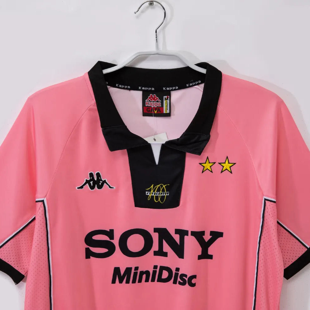 Juventus Away Retro Shirt 1997/98 - Men's
