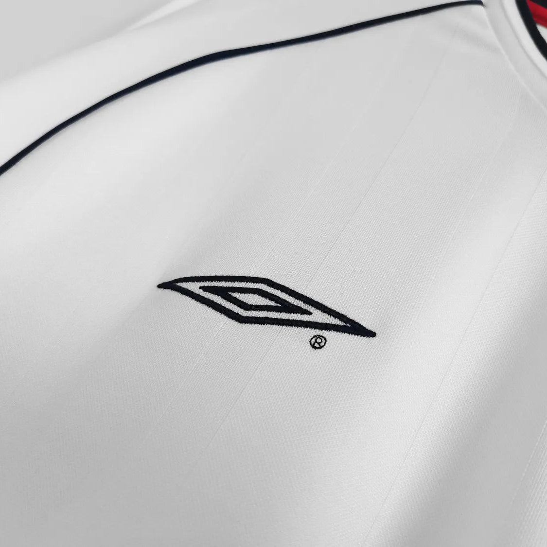 England Home Retro Shirt 2002 - Long Sleeve