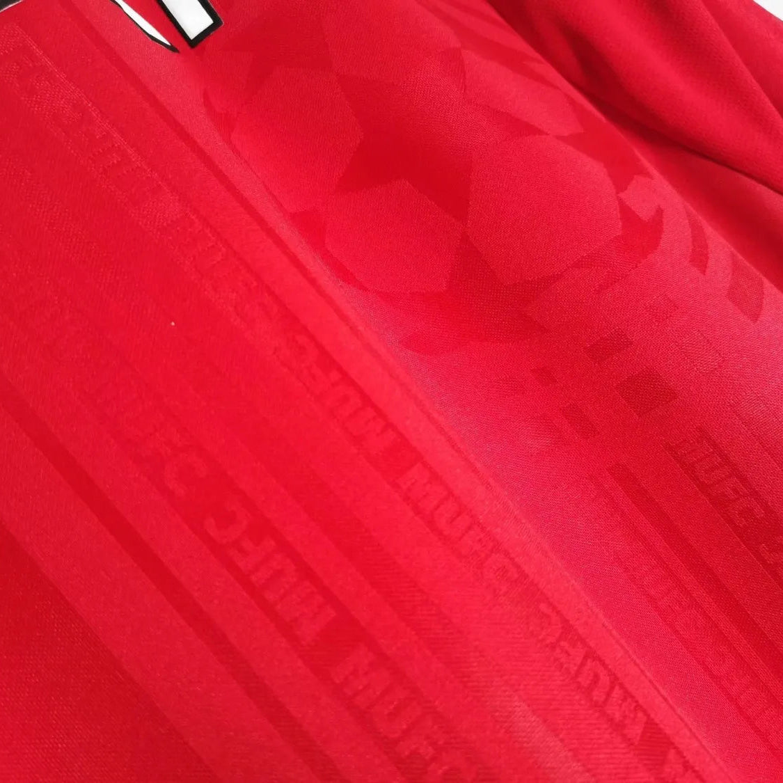 Manchester United 1999 Home Retro Shirt - Long Sleeve