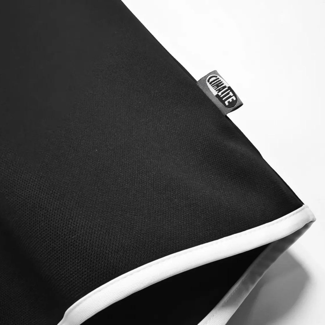 Newcastle United Away Retro Shirt 2000/01 - Men's