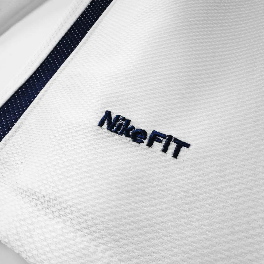 Manchester United Away Retro Shirt 2008/09 - Long Sleeve