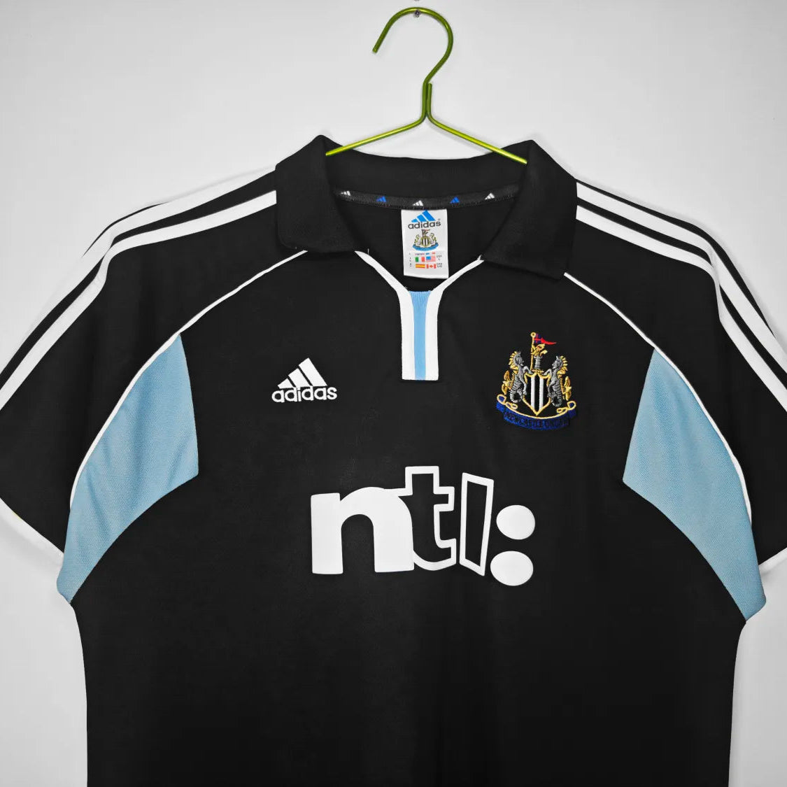 Newcastle United Away Retro Shirt 2000/01 - Men's