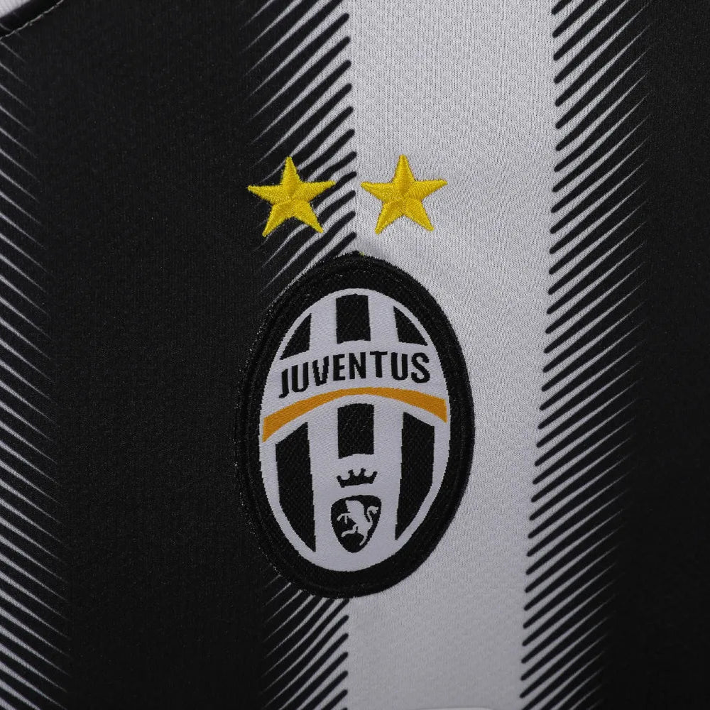 Juventus Home Retro Shirt 2011/12 - Men