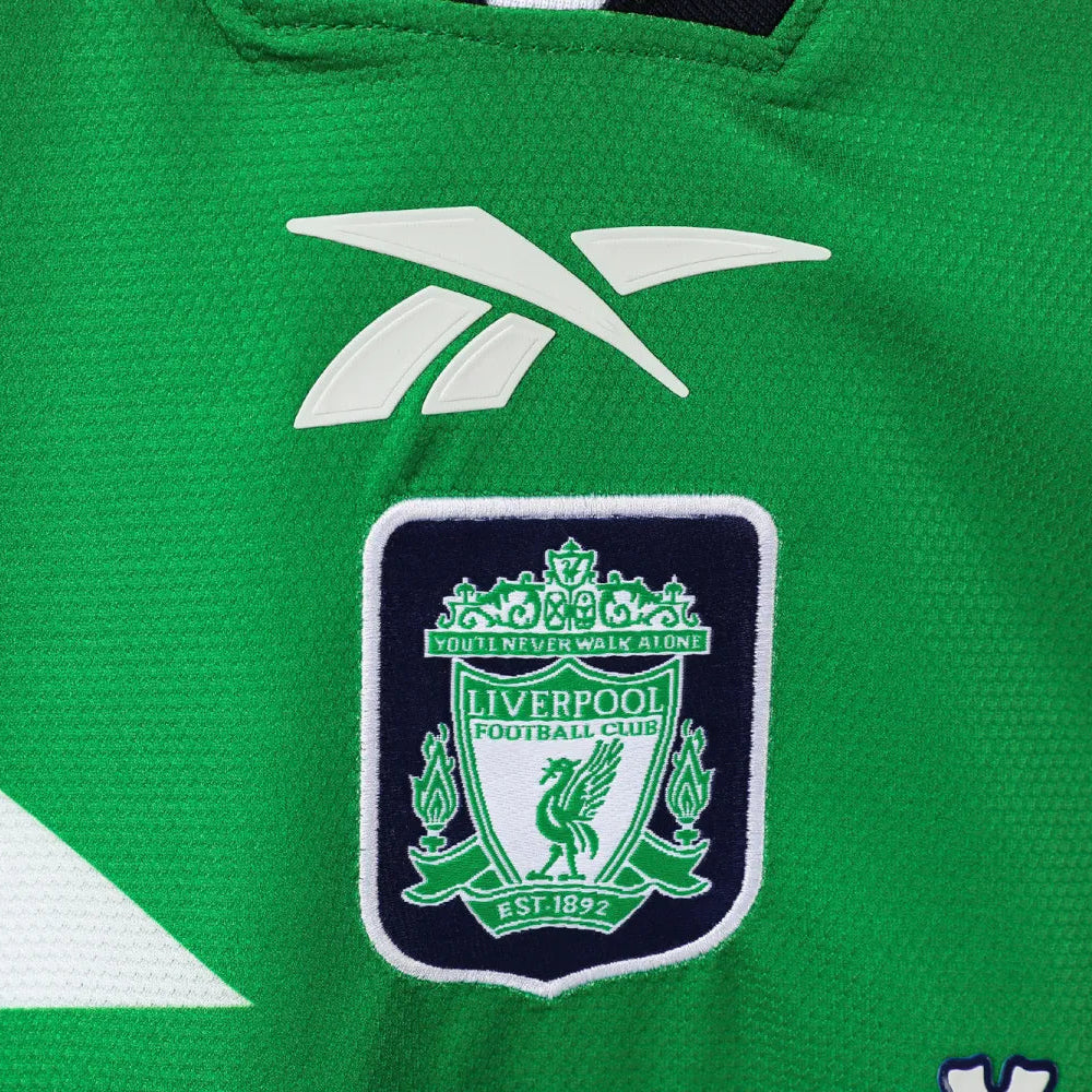Liverpool FC Away Retro Shirt 1999/00 - Men's